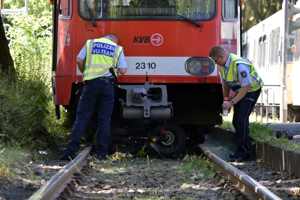 VU Roller KVB Bahn Koeln Luxemburgerstr Neuenhoefer Allee P053.JPG - Miklos Laubert